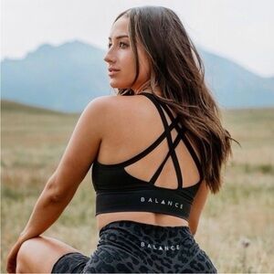 Balance Athletica Zip Front Sports Bra Size Small